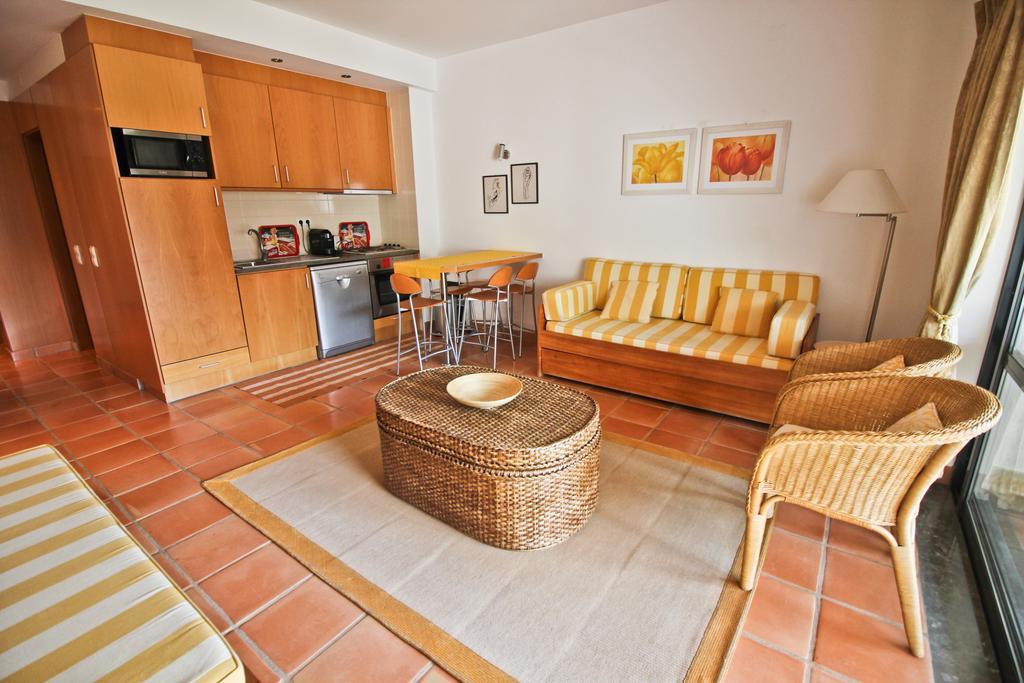Apartamento T1 Em Lagos Com Piscina E Garagem Ngoại thất bức ảnh